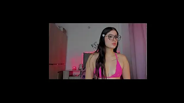 mia scarlet8 online show from 10/28/25, 11:14