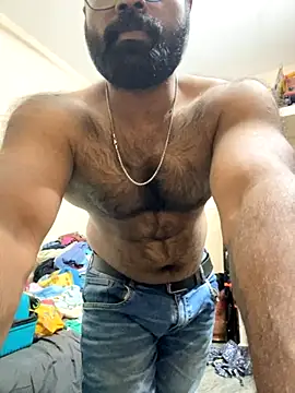 DJLOVE280825 online show from 10/27/25, 10:47