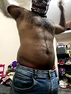 DJLOVE280825 online show from 12/17/25, 11:11