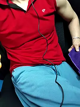 chocolate alone online show from 10/26/25, 07:53