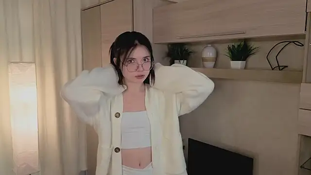 Susan Gardner online show from 11/19/25, 06:13