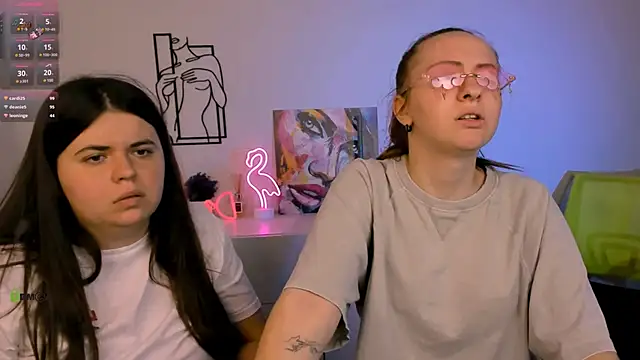 Snapshot of mila_glow1 chatting on 09/09/25, 02:16 mila glow1 online show from 09/09/25, 02:16