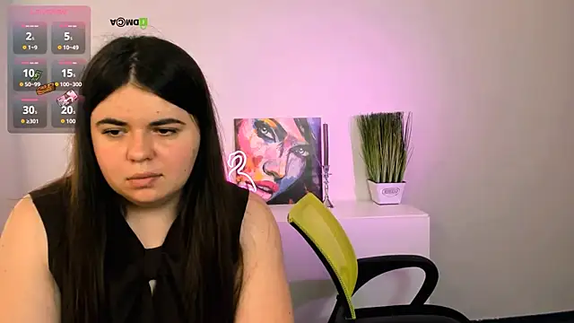 Snapshot of mila_glow1 chatting on 09/11/25, 08:36 mila glow1 online show from 09/11/25, 08:36