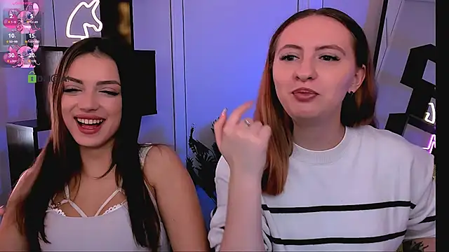 Snapshot of mila_glow1 chatting on 10/25/25, 08:55 mila glow1 online show from 10/25/25, 08:55