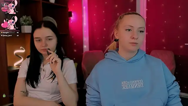 Snapshot of mila_glow1 chatting on 02/05/26, 09:25 mila glow1 online show from 02/05/26, 09:25