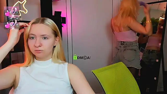 Snapshot of mila_glow1 chatting on 03/08/26, 07:12 mila glow1 online show from 03/08/26, 07:12