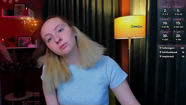 mila glow1 online show from 04/21/26, 01:42