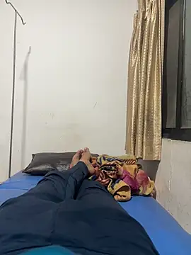 Snapshot of 1995Pk chatting on 09/26/25, 06:12 1995Pk online show from 09/26/25, 06:12