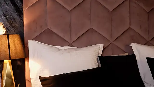 EvaRhea online show from 09/29/25, 03:00