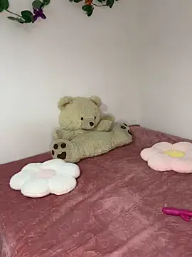 DouceAngela69 online show from 02/13/26, 06:15