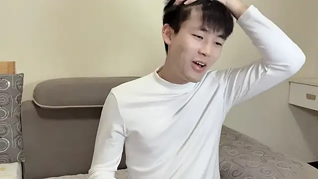 xiaoyang5200 online show from 11/29/25, 02:53