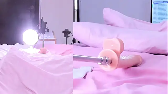 Snapshot of Allyson_Fiore_ chatting on 12/04/25, 12:47 Allyson Fiore online show from 12/04/25, 12:47