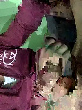 Snapshot of uniquesexyboy5689 chatting on 10/29/25, 04:09 uniquesexyboy5689 online show from 10/29/25, 04:09