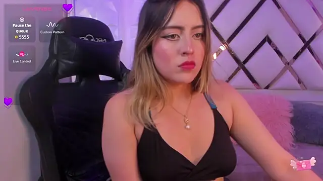 Jenny Wolridge  online show from 10/27/25, 06:34