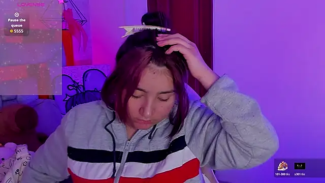 Snapshot of sophiievv chatting on 01/15/26, 07:06 sophiievv online show from 01/15/26, 07:06