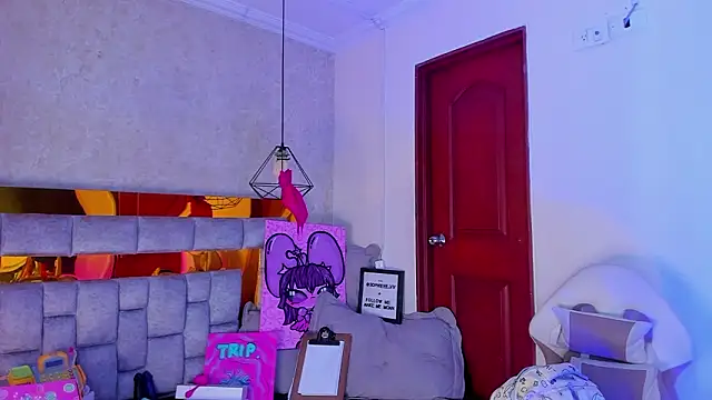 Snapshot of sophiievv chatting on 02/19/26, 06:48 sophiievv online show from 02/19/26, 06:48