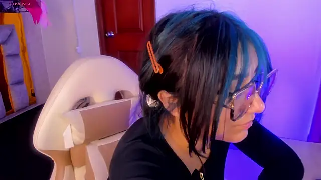 Snapshot of sophiievv chatting on 02/25/26, 09:13 sophiievv online show from 02/25/26, 09:13