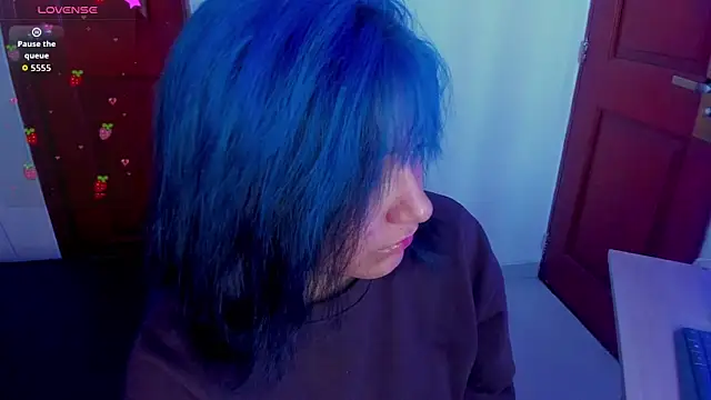 Snapshot of sophiievv chatting on 03/06/26, 08:05 sophiievv online show from 03/06/26, 08:05