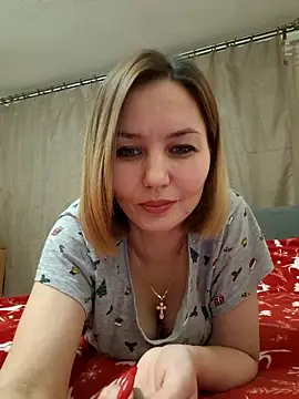 Snapshot of VeroLoverx chatting on 01/17/26, 04:11 VeroLoverx online show from 01/17/26, 04:11