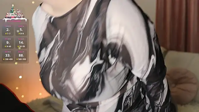 Snapshot of Alissa_S chatting on 12/22/24, 04:17 Alissa S online show from 12/22/24, 04:17