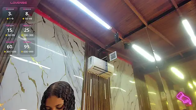 VictoriaDuart online show from 04/16/26, 08:31