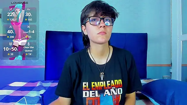 Tsuki Maru online show from 11/01/25, 08:22