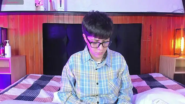 Tsuki Maru online show from 11/22/25, 02:05