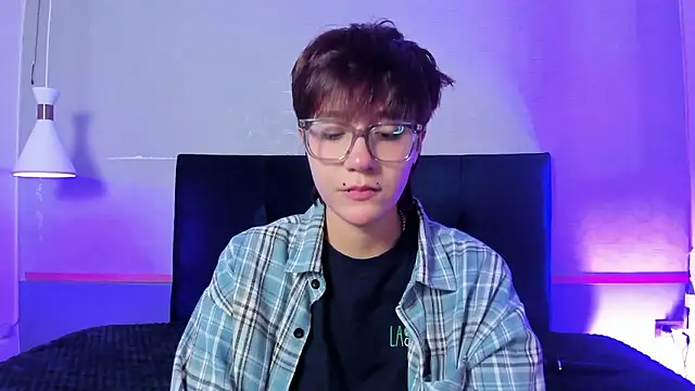 Tsuki Maru online show from 01/13/26, 03:45