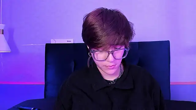 Tsuki Maru online show from 03/17/26, 09:29