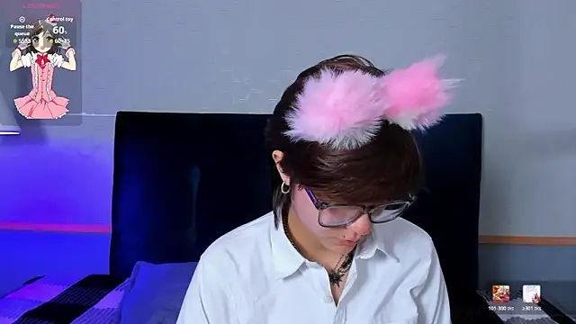 Tsuki Maru online show from 03/26/26, 06:35