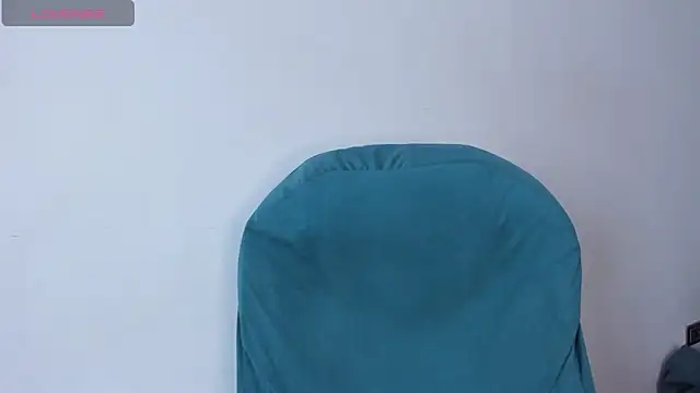 Tsuki Maru online show from 04/17/26, 09:07