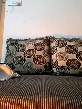 Evneet27 Saavu online show from 11/21/25, 02:43