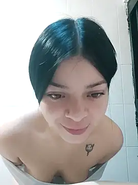 LunaJacobs online show from 10/25/25, 11:51