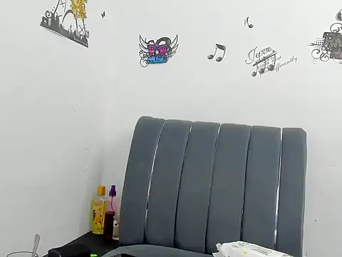 Snapshot of sarithasweettt chatting on 10/03/25, 01:46 sarithasweettt online show from 10/03/25, 01:46