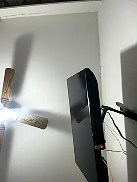 Luck  090 online show from 10/08/25, 04:32