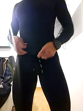 Latinfogoso84 online show from 11/23/25, 07:46