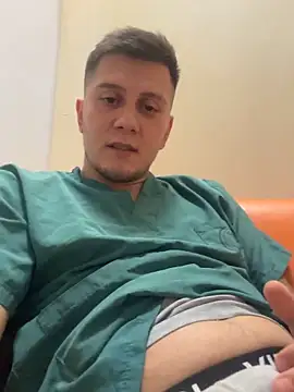Snapshot of bogerkek chatting on 11/11/25, 01:00 bogerkek online show from 11/11/25, 01:00
