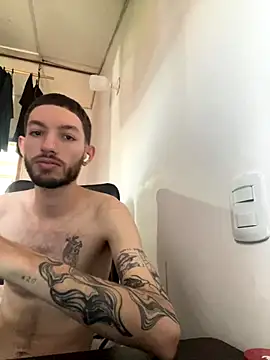 Snapshot of sarabiaarevalo chatting on 09/19/25, 03:34 sarabiaarevalo online show from 09/19/25, 03:34