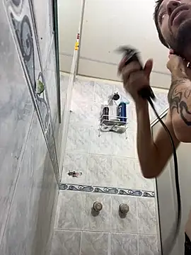 Snapshot of sarabiaarevalo chatting on 11/11/25, 09:37 sarabiaarevalo online show from 11/11/25, 09:37