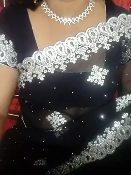 Snapshot of mallika1000 chatting on 11/14/25, 03:33 mallika1000 online show from 11/14/25, 03:33