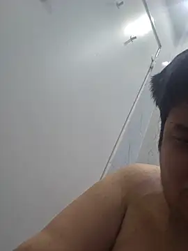 Snapshot of jedoo1213 chatting on 06/27/26, 10:37 jedoo1213 online show from 06/27/26, 10:37