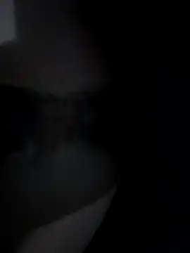 Snapshot of Everyda chatting on 10/24/25, 02:41 Everyda online show from 10/24/25, 02:41