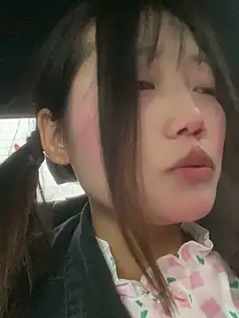 xixi 28 online show from 10/15/25, 01:50