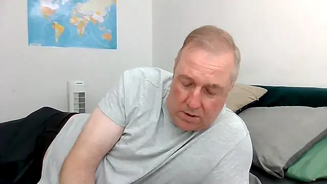 Snapshot of JayPal722 chatting on 07/12/26, 01:35 JayPal722 online show from 07/12/26, 01:35