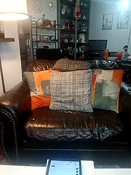 Snapshot of MRTATTWO chatting on 10/03/25, 05:26 MRTATTWO online show from 10/03/25, 05:26