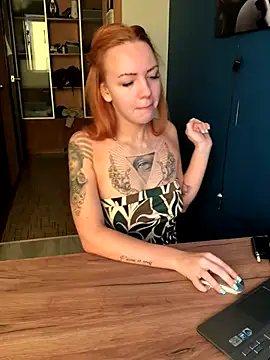 Amore Mia  online show from 10/06/25, 05:49