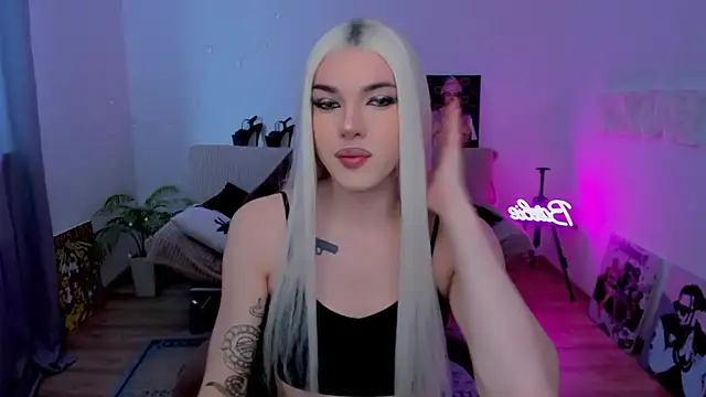 Snapshot of YourTrixie chatting on 02/10/26, 05:44 YourTrixie online show from 02/10/26, 05:44