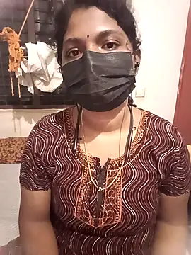 Snapshot of swetha01430 chatting on 09/14/25, 04:17 swetha01430 online show from 09/14/25, 04:17