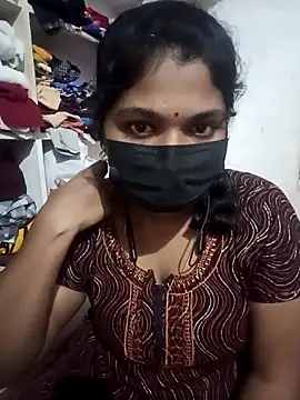 Snapshot of swetha01430 chatting on 09/27/25, 03:39 swetha01430 online show from 09/27/25, 03:39