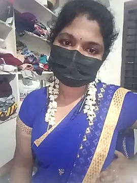 Snapshot of swetha01430 chatting on 09/29/25, 04:23 swetha01430 online show from 09/29/25, 04:23